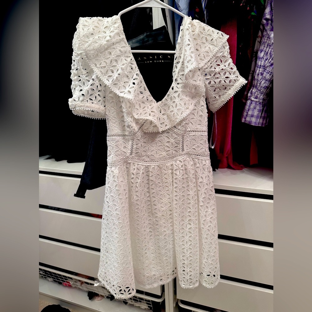 BN w/o tags Self portrait eyelet dress size US 4.